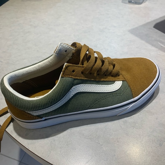 Vans Old Skool Corduroy Shoes Size Womens 6.5 or 7 - Picture 3 of 3